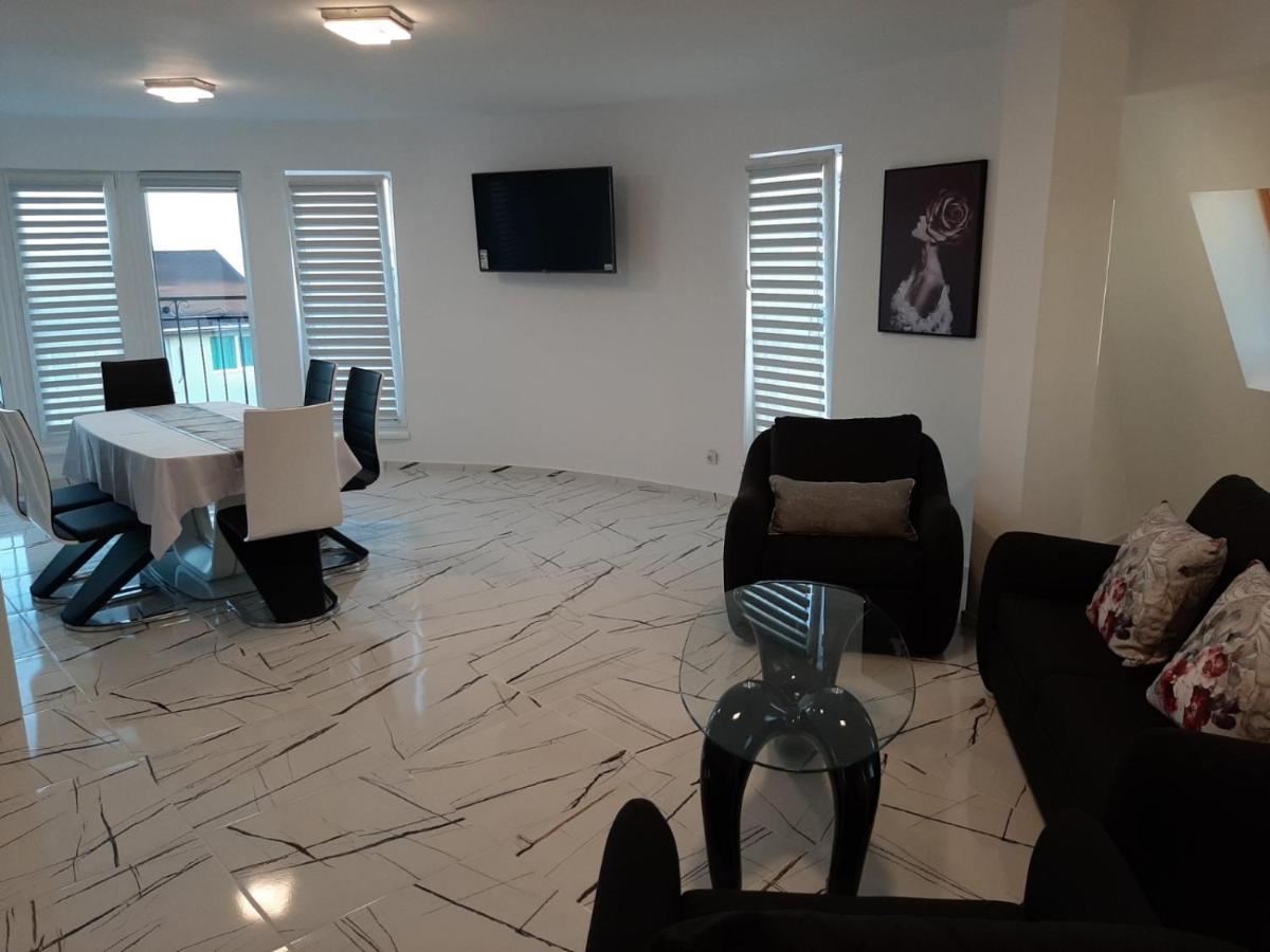 סבטי ולאס Incanto Apartments מראה חיצוני תמונה